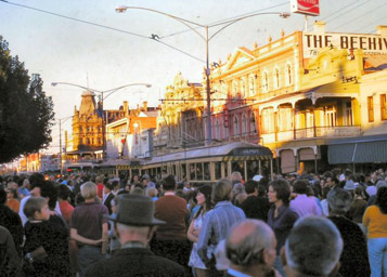 People crowding streets for the last day of trams as Public Transport in Bendigo 1972
